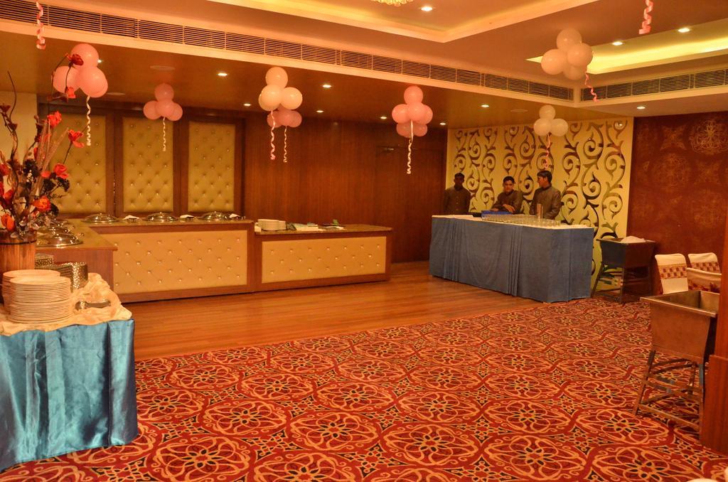 Hotel Down Town Jalandhar Exterior photo